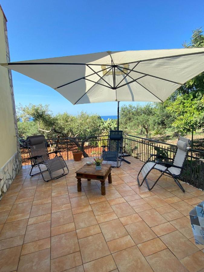 Villa L'Orizzonte Di Calabianca Castellammare del Golfo Exterior photo