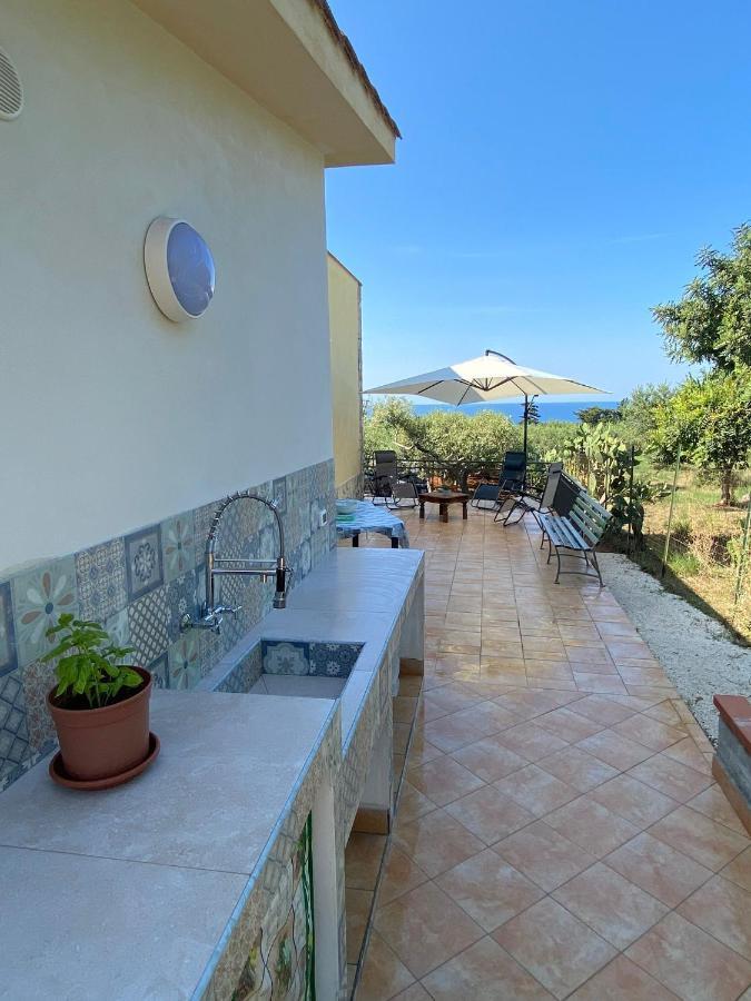 Villa L'Orizzonte Di Calabianca Castellammare del Golfo Exterior photo